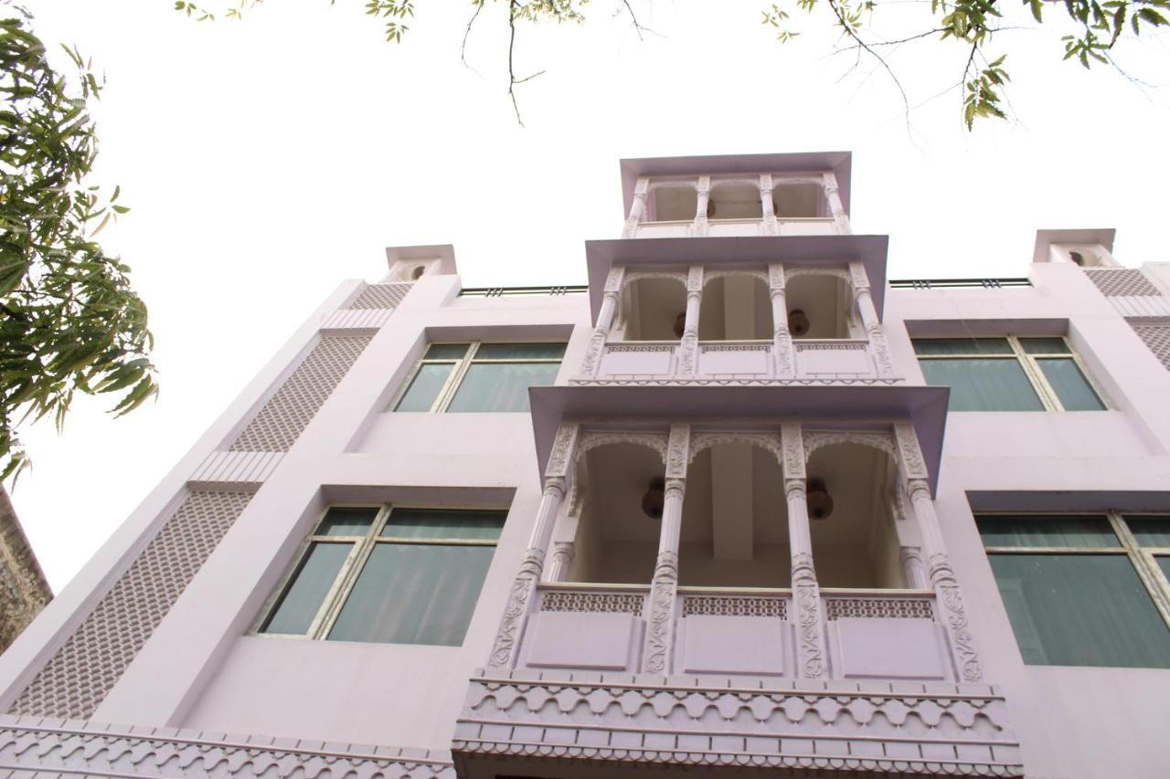جايبور Hotel The Chit Chat Palace المظهر الخارجي الصورة