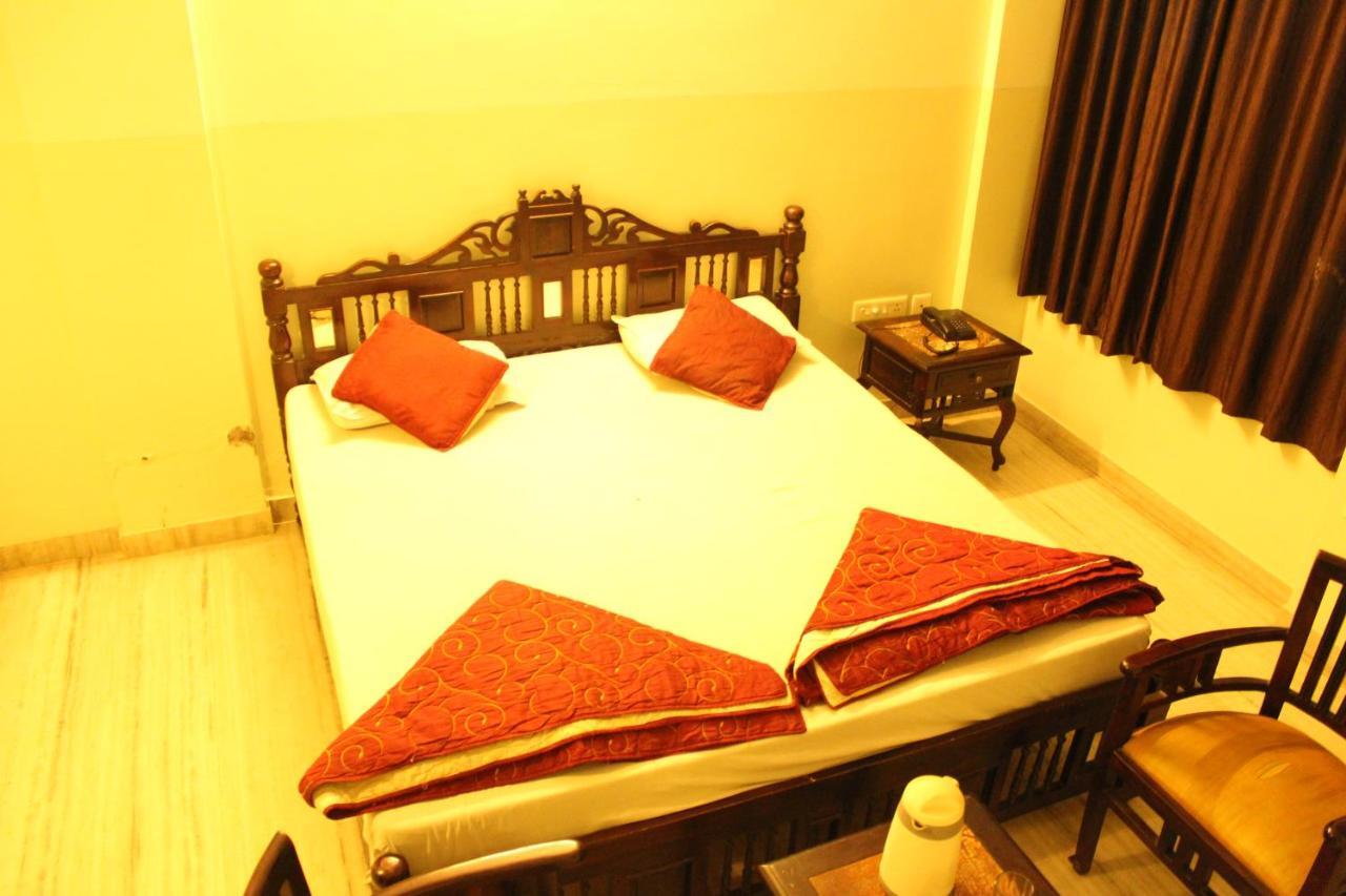 جايبور Hotel The Chit Chat Palace المظهر الخارجي الصورة