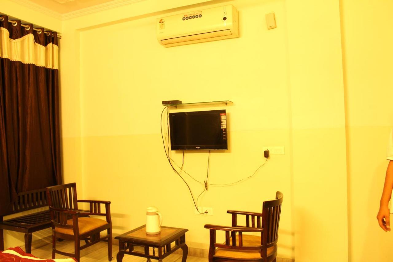جايبور Hotel The Chit Chat Palace المظهر الخارجي الصورة