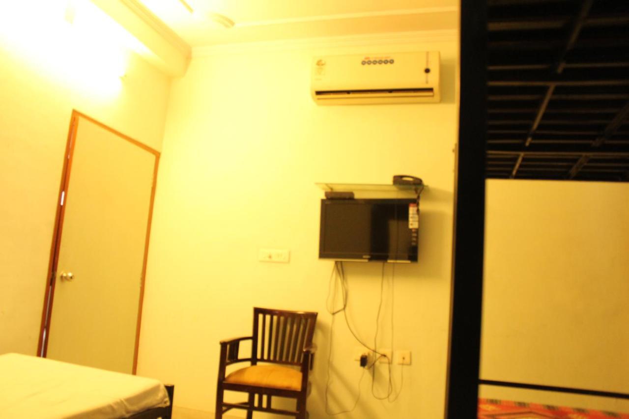 جايبور Hotel The Chit Chat Palace المظهر الخارجي الصورة