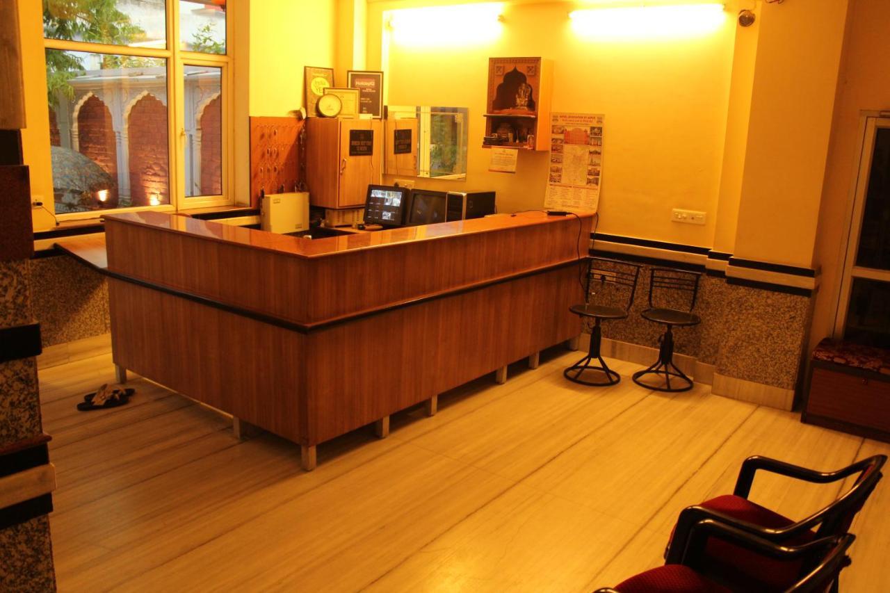 جايبور Hotel The Chit Chat Palace المظهر الخارجي الصورة